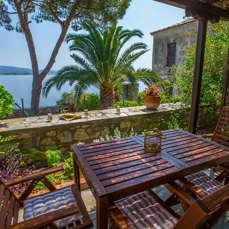 Ferienhaus Natali's By The Sea Kato Gatzea