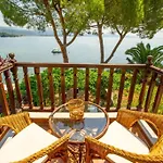 Natali's By The Sea بيت للعطل