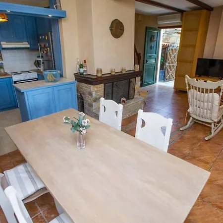 Ferienhaus Natali's By The Sea *