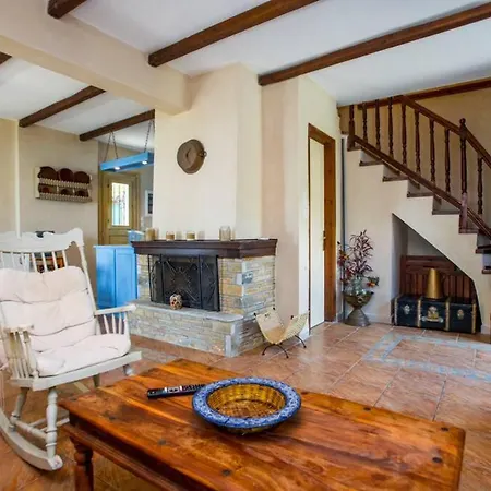 Natali's By The Sea * Kato Gatzea