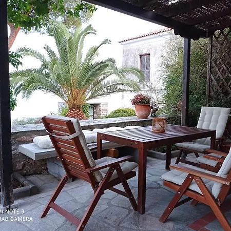 Natali's By The Sea Kato Gatzea