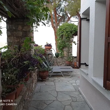 Natali's By The Sea Ferienhaus Kato Gatzea