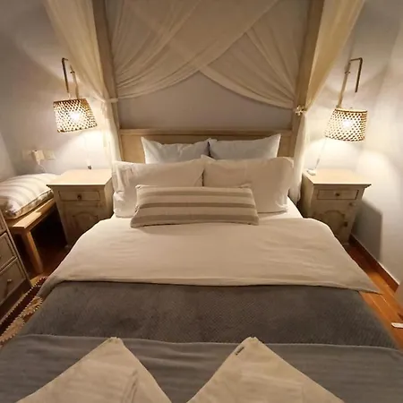 Natali's By The Sea *