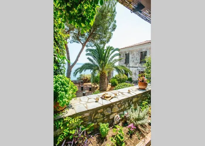 Natali's By The Sea Holiday home Kato Gatzea