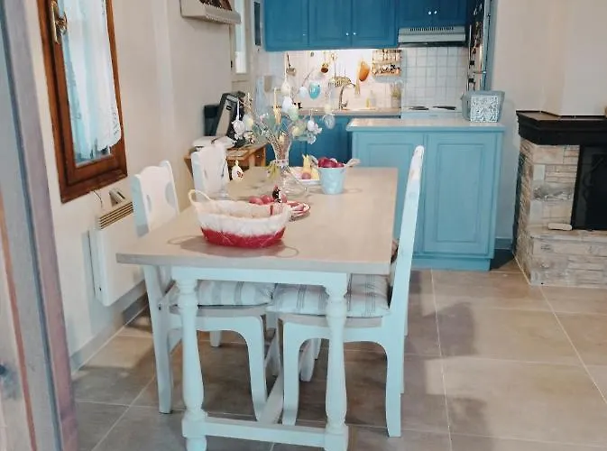 Natali's By The Sea *