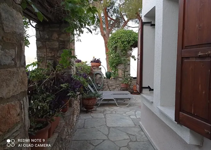 Natali's By The Sea Holiday home Kato Gatzea